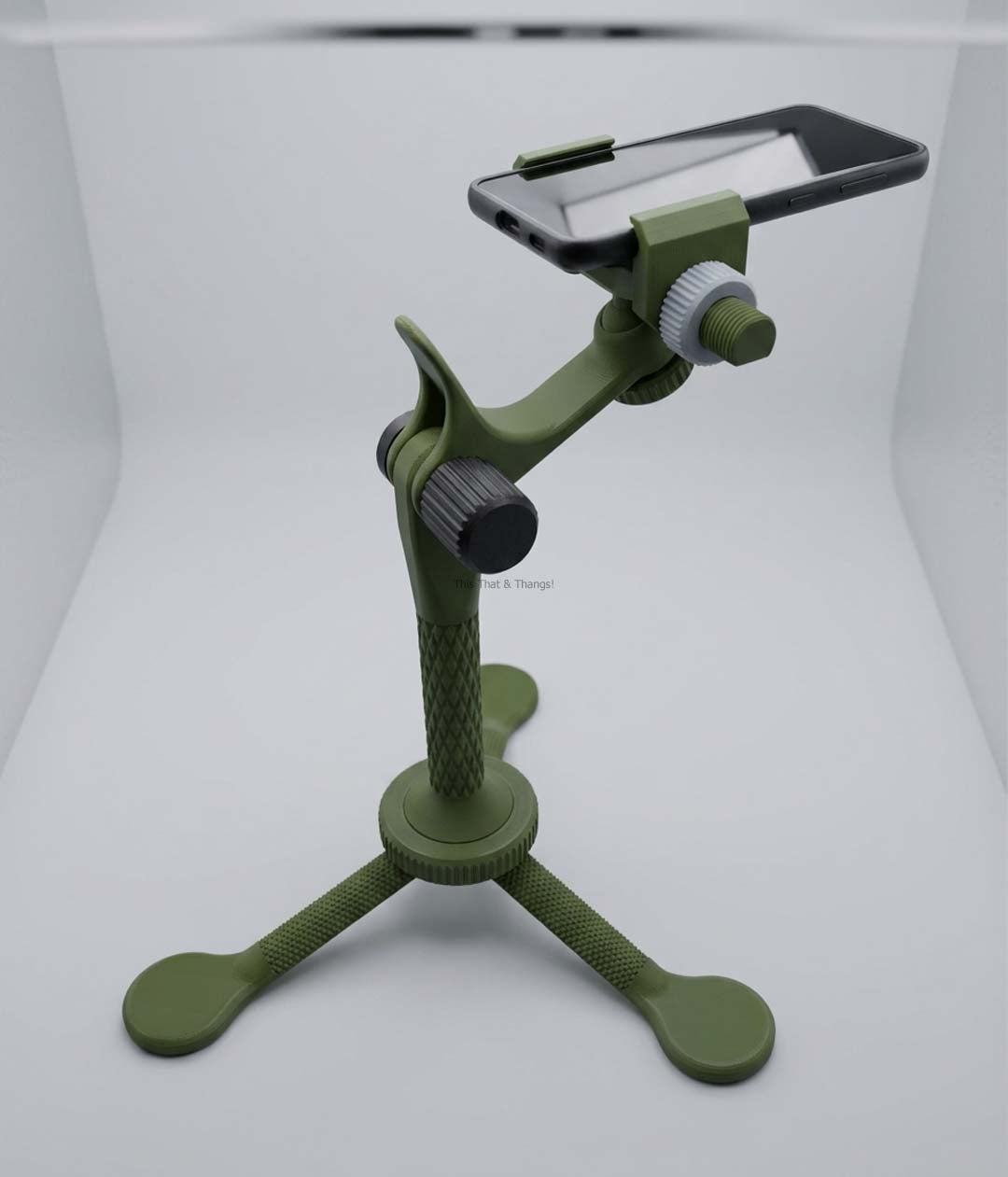 Articulating Multi-Angle Smartphone Tripod & Desktop Rig