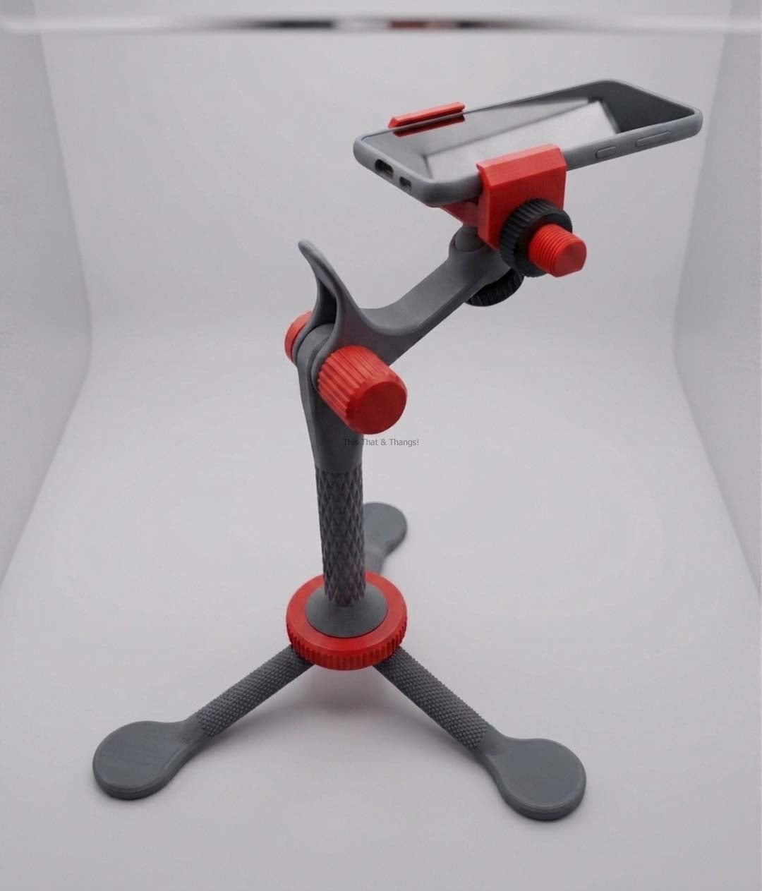 Articulating Multi-Angle Smartphone Tripod & Desktop Rig